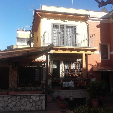 Casa Rosa Apartment Рим Екстериор снимка