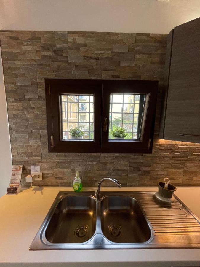 Casa Rosa Apartment Рим Екстериор снимка