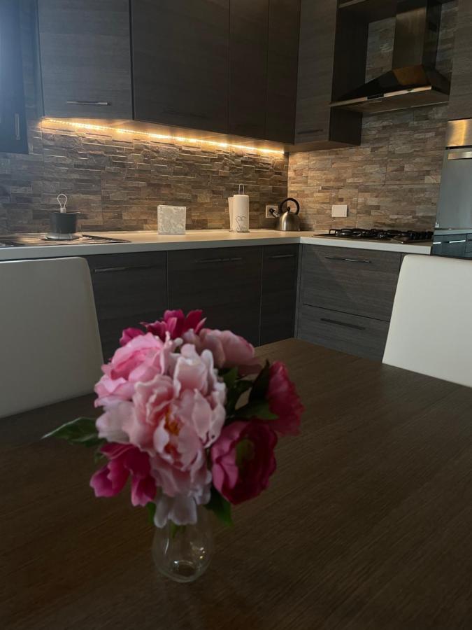 Casa Rosa Apartment Рим Екстериор снимка