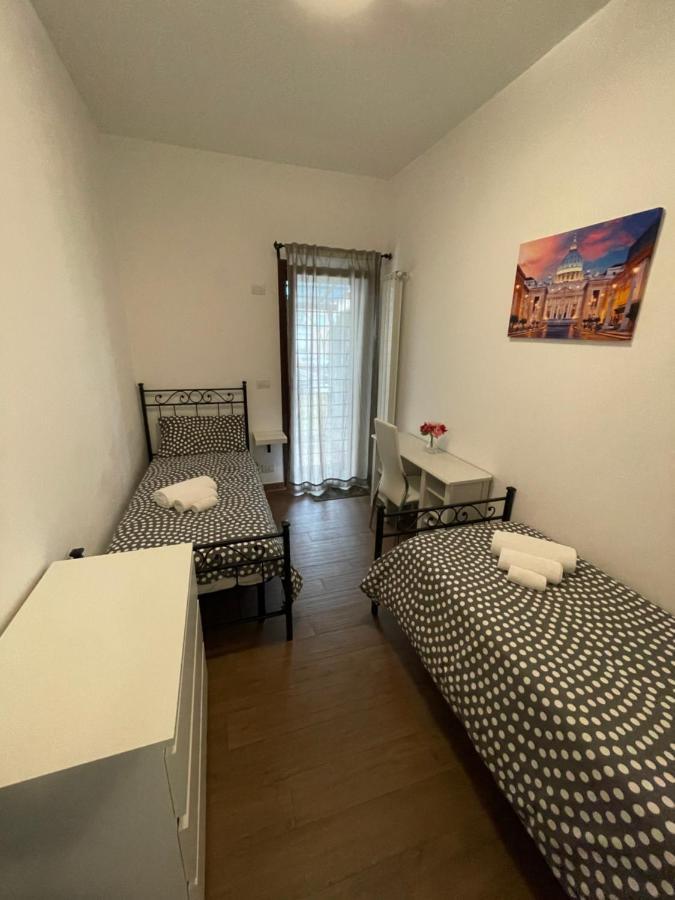 Casa Rosa Apartment Рим Екстериор снимка