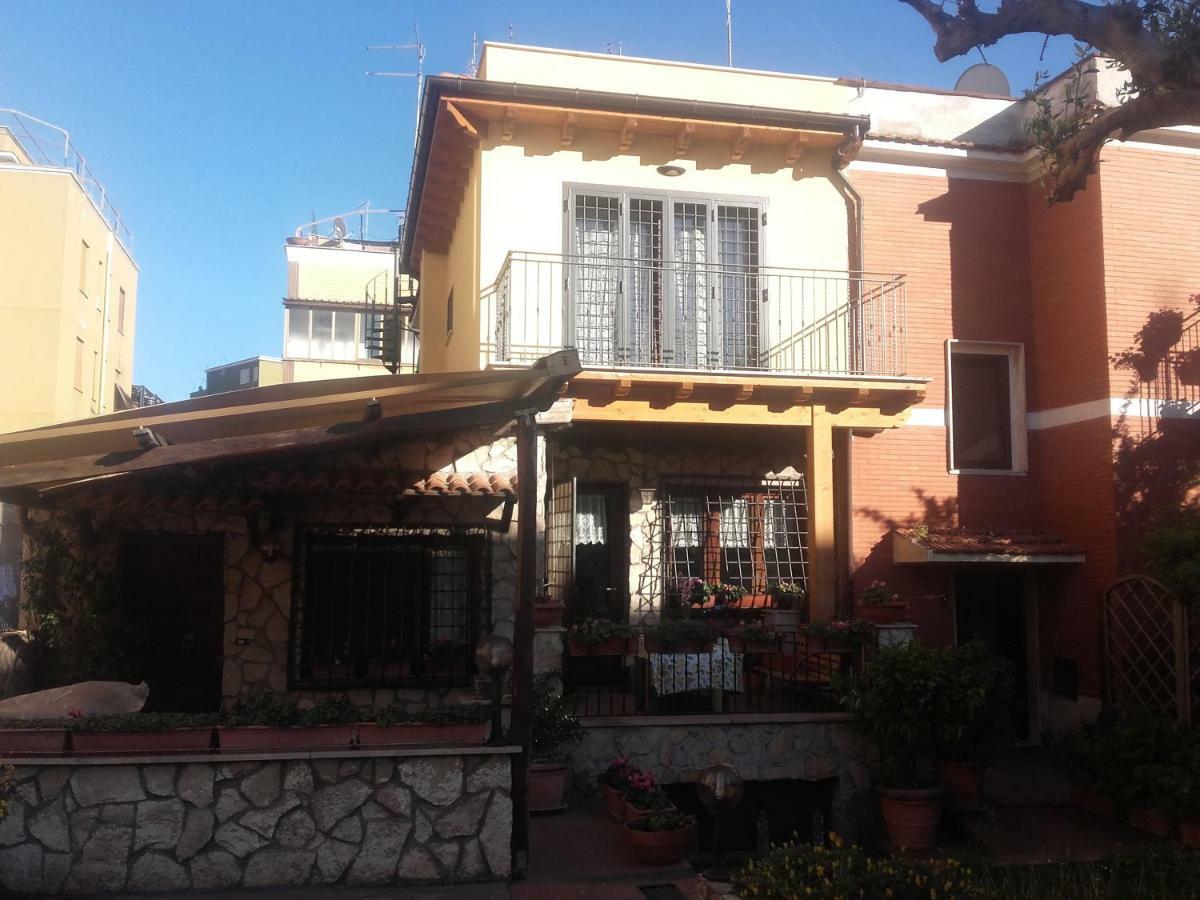 Casa Rosa Apartment Рим Екстериор снимка